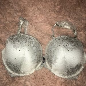 Victoria’s Secret bra